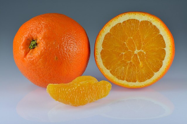 پرتەقاڵ سووری